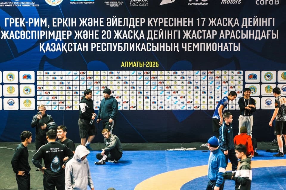 Sport+ покажет в прямом эфире ЧРК по борьбе среди юниоров и молодежи