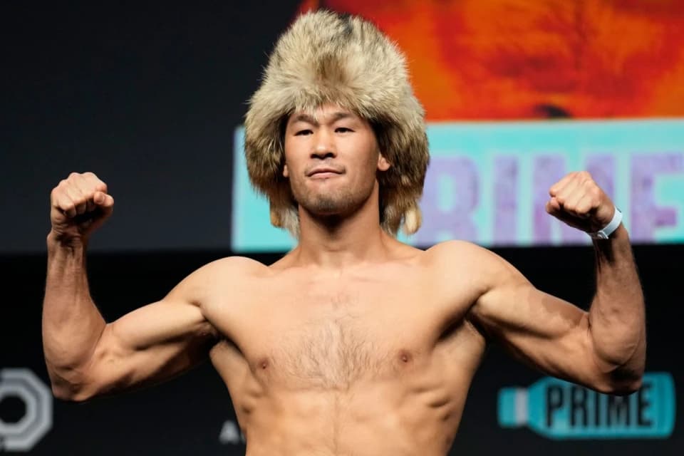 Боец UFC Гэрри: либо Рахмонов побьет Эдвардса, либо это сделаю я