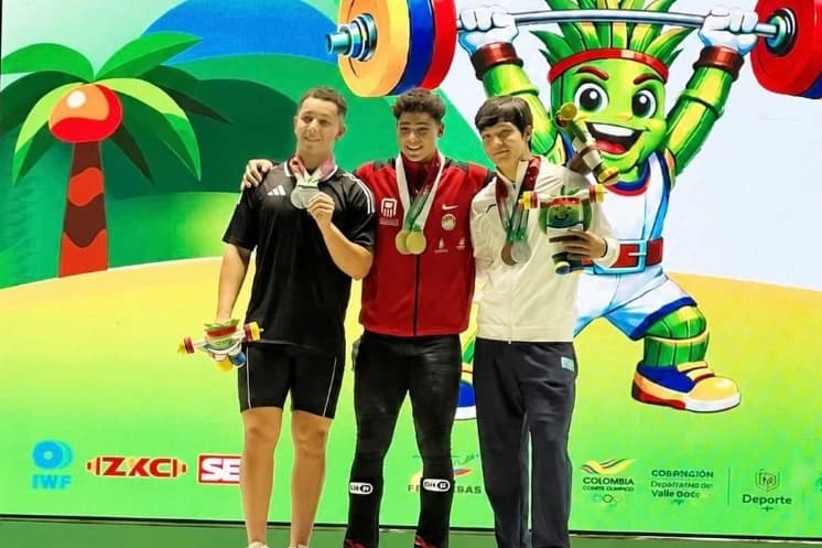 Казахстанец выиграл две медали юношеского Чемпионата мира