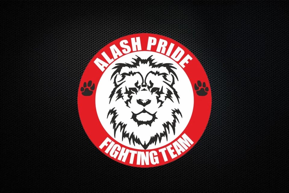 Хакназаров «Alash Pride» лигасындағы дебютінде жеңіске жетті (видео)