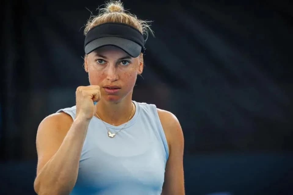 Путинцева вырвала победу у Шнайдер и вышла в полуфинал турнира WTA 500