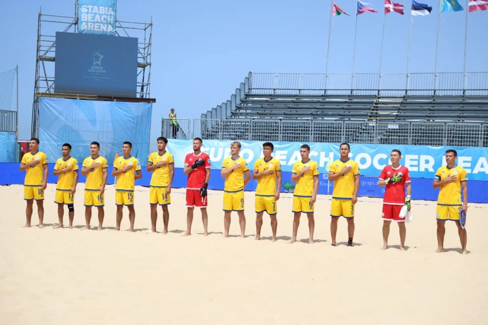 Сборная Казахстана по пляжному футболу стартовала с победы на Euro Beach Soccer League